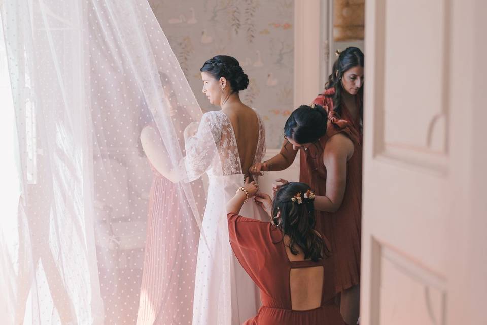 Préparatifs de la mariée