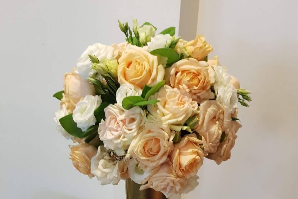 Bouquet peche et blanc