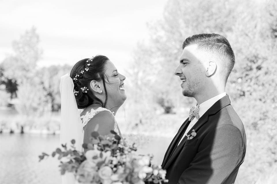Shooting couple