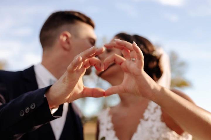 Shooting couple