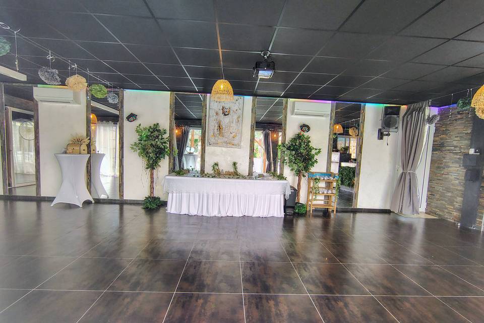 Salle 70m2