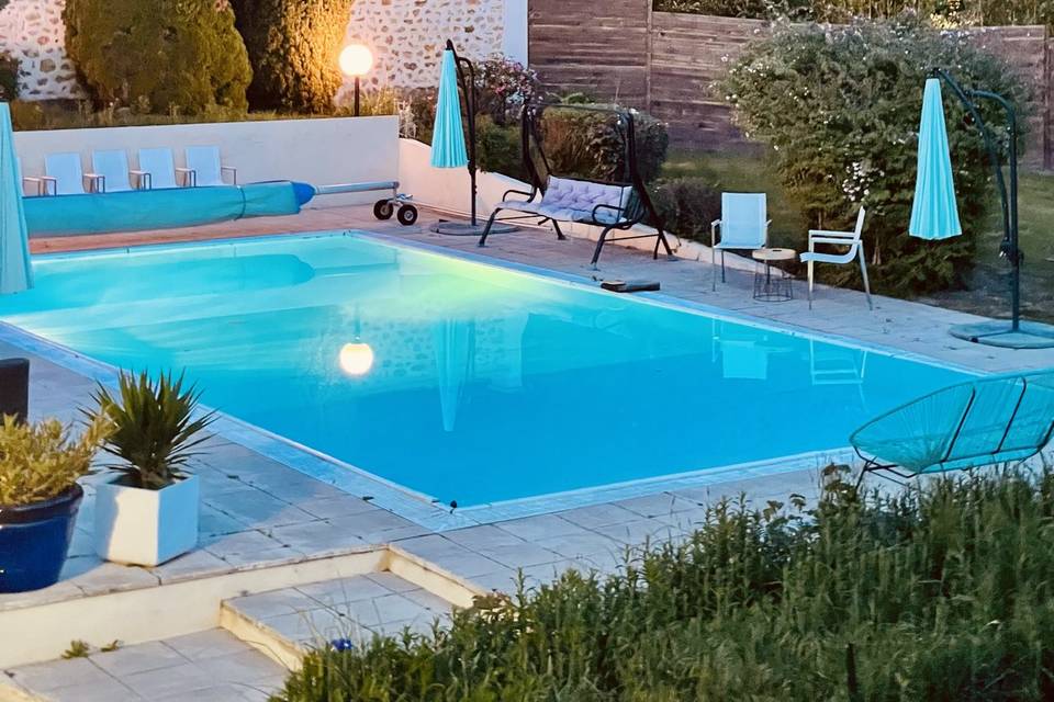Piscine de 11m x 6m