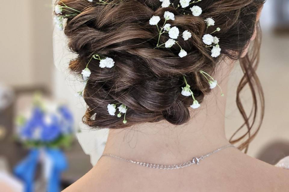 Chignon fleuri