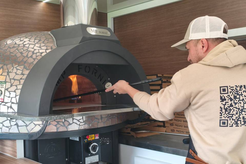 Le Food Truck 100 Pizza