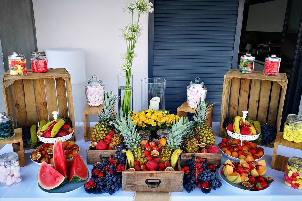 Candy and fruits bar