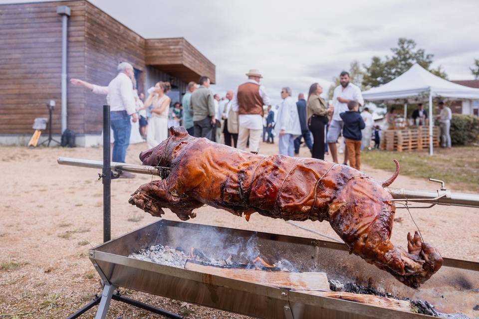Cochon fermier à la broche