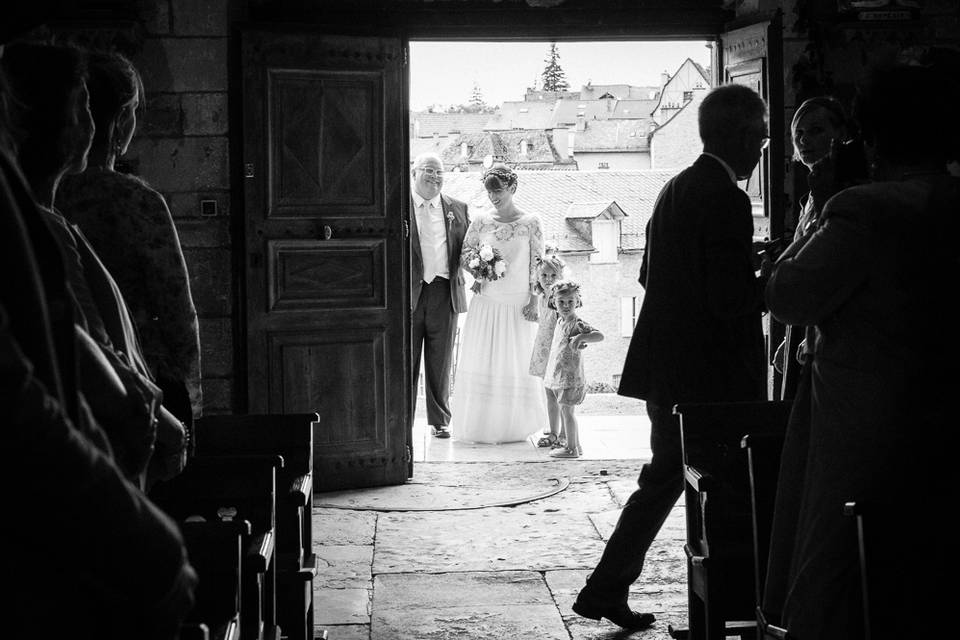 Entrée dans l'église