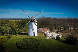 Moulin de la Pyramide