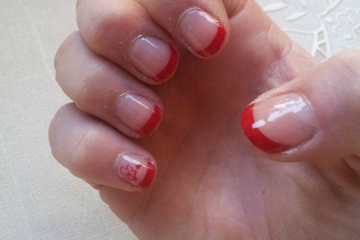 Emi Nails Beauty