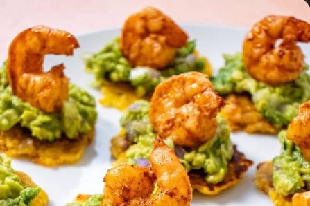 Bouchées crevettes & guacamole