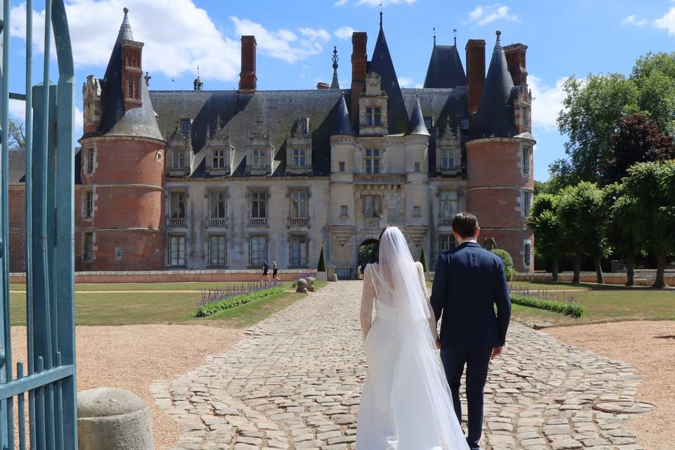Arrivée des mariés au château
