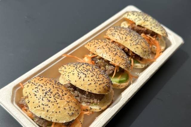 Mini banh mi