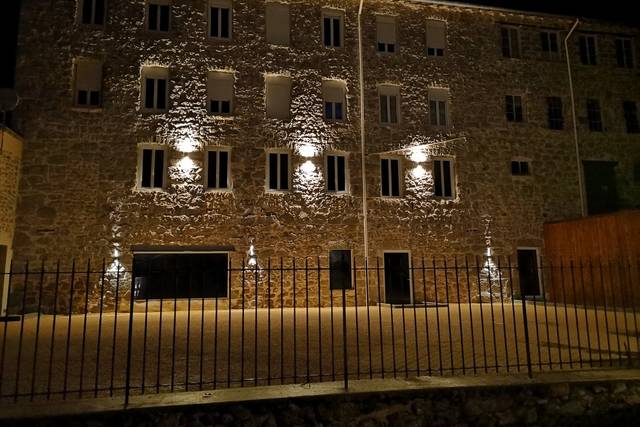 Le domaine en lumière