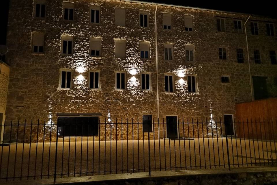 Le domaine en lumière