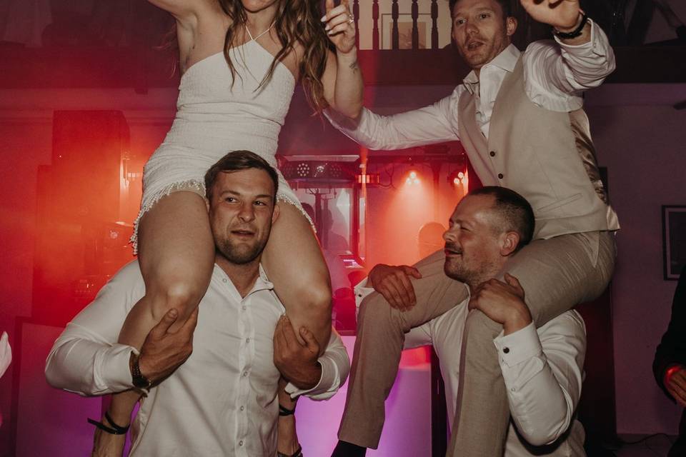 Vive les mariés