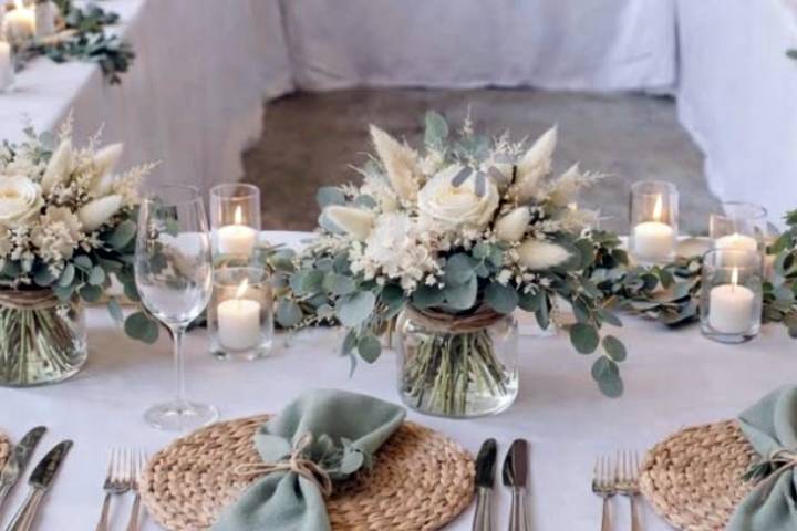 Décoration de table vert sauge