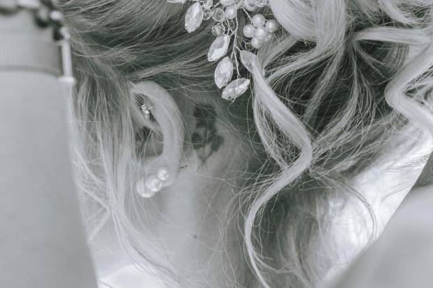Les finitions du chignon