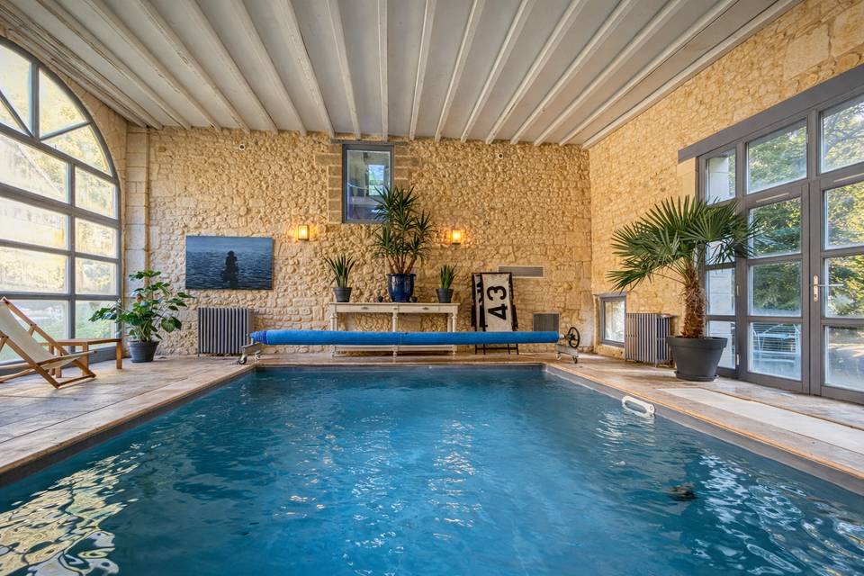 La piscine chauffée intérieure