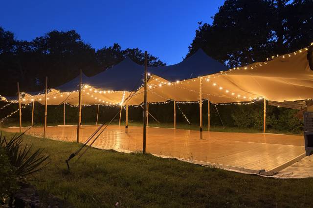 Tente nomade illuminée