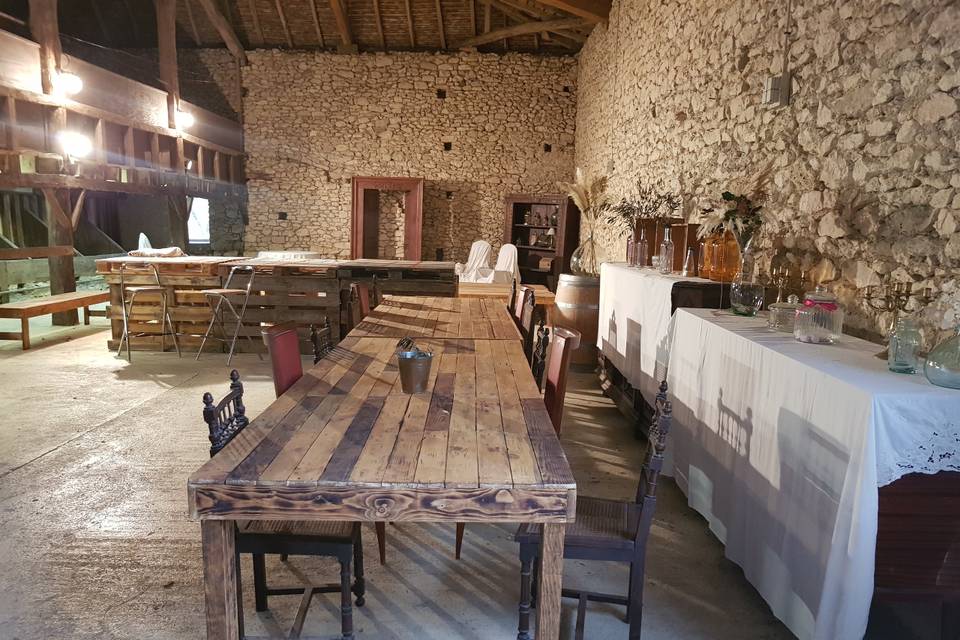 Grange : salle du rez-de-chaussée