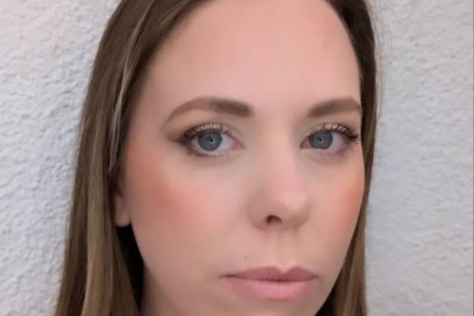 Make up nude lumineux