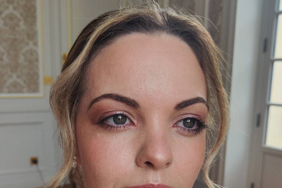Make up nude