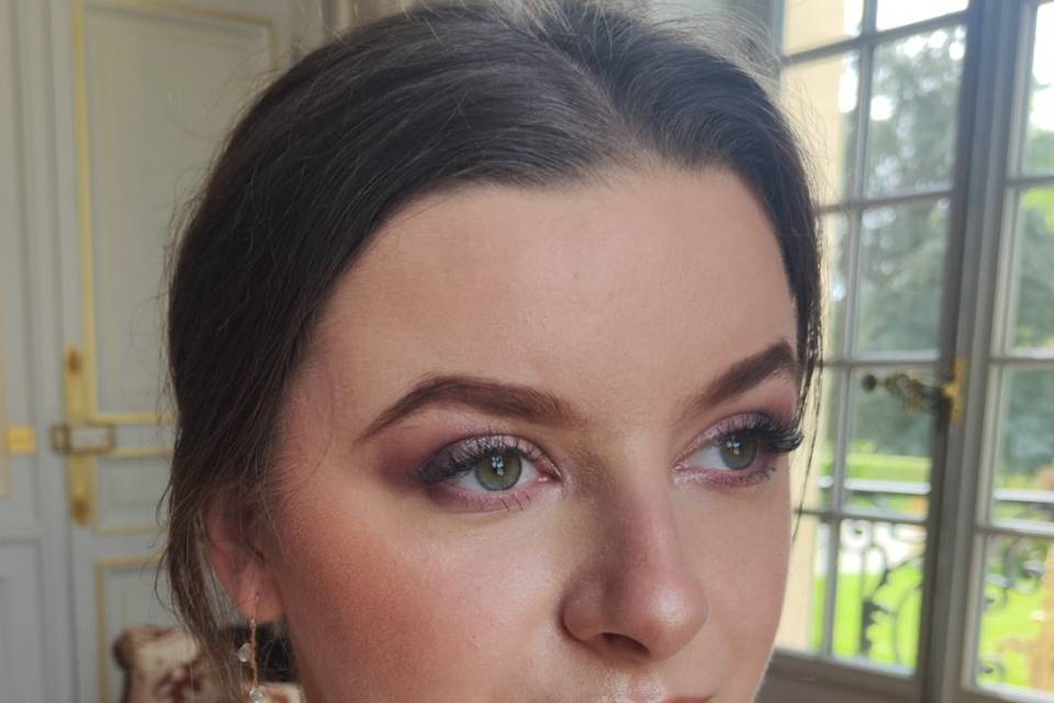Make up nude