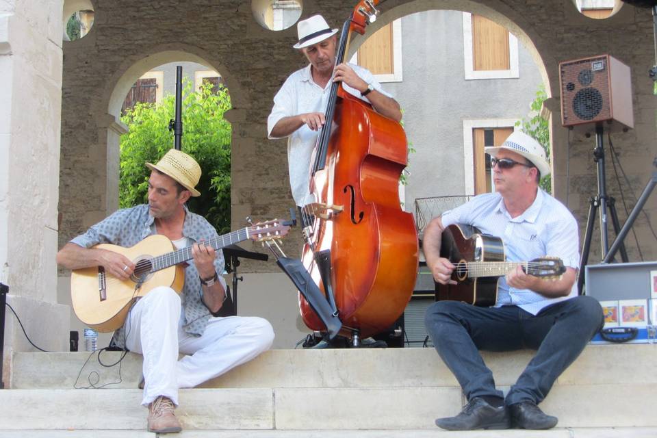 Trio Swing Guitar