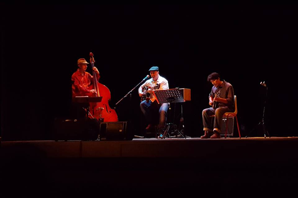 Trio Swing Guitar