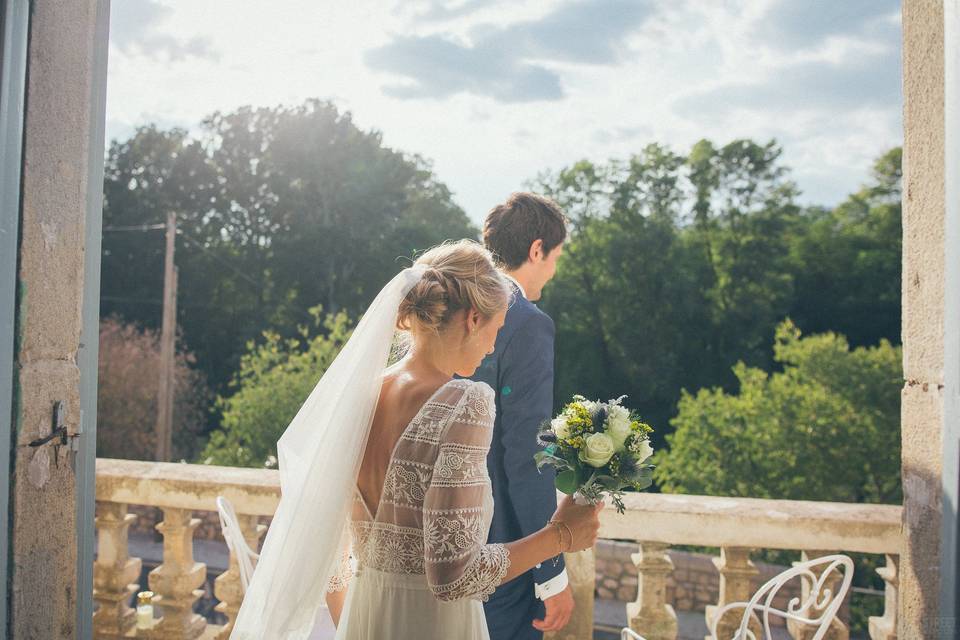 Chignon bas et tresse épi