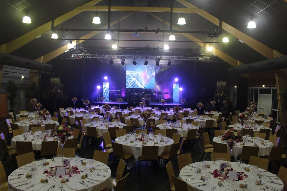 Salle mariage écran LED