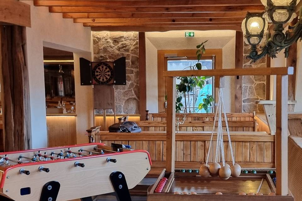 Jeux en bois et jeux de café