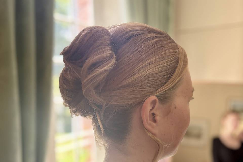 Chignon invitée