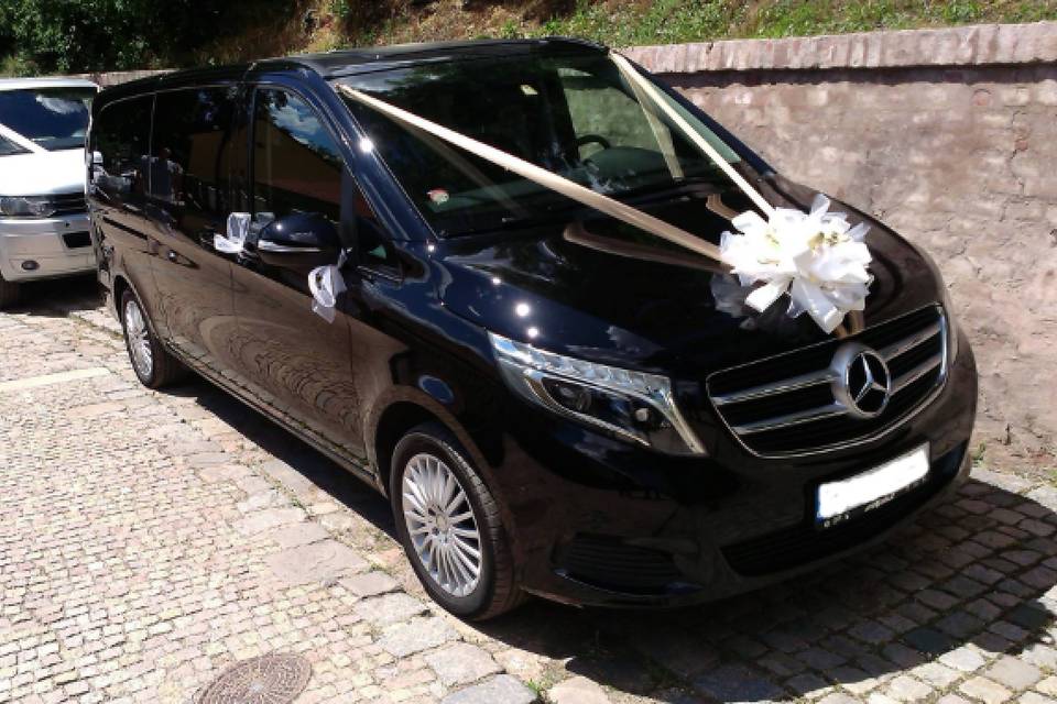Mercedes V Class for wedding