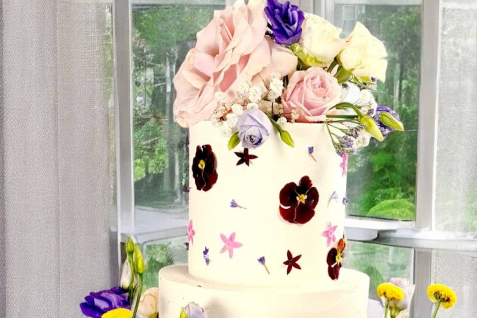 Wedding cake jardin fleuri