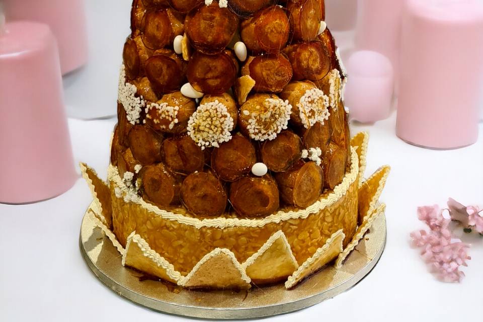 Croquembouche Conique