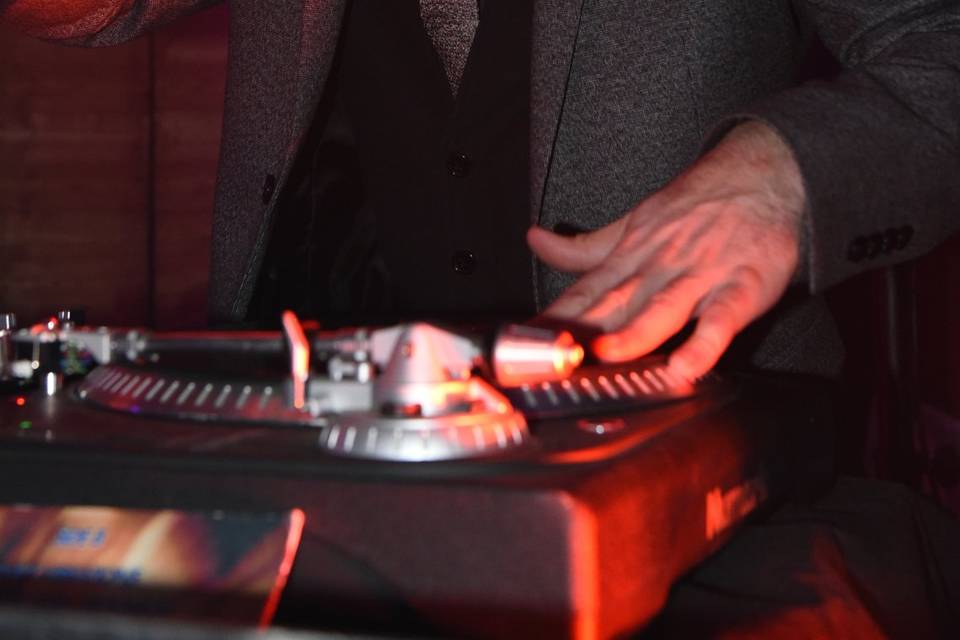 DJ FredTouch