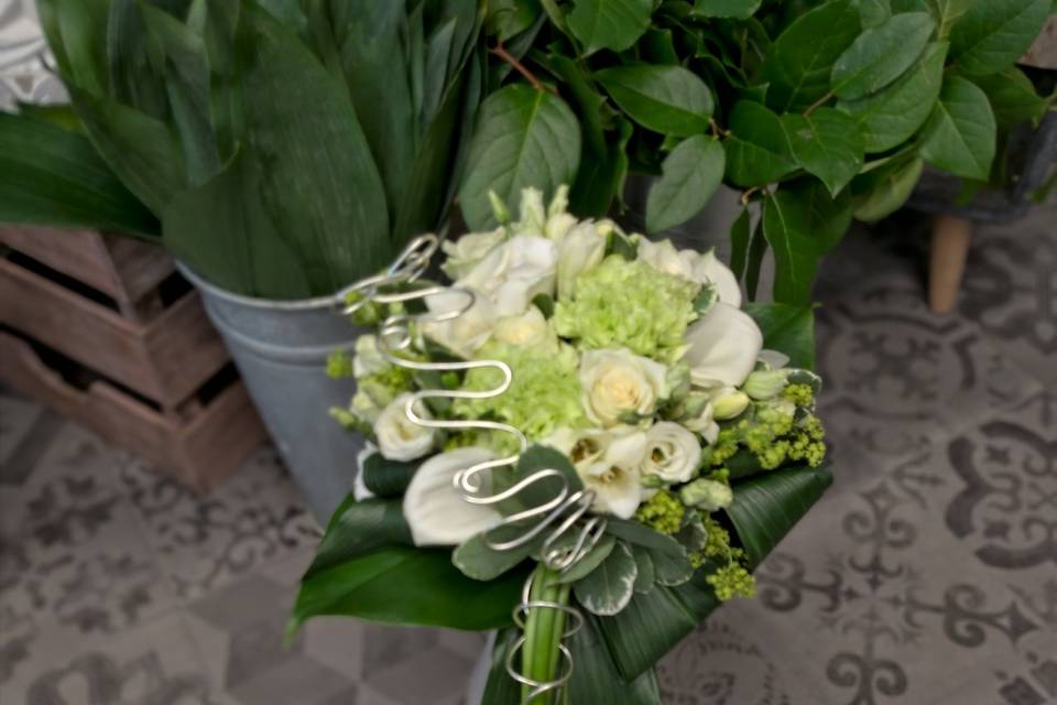 Bouquet de la mariée retombant