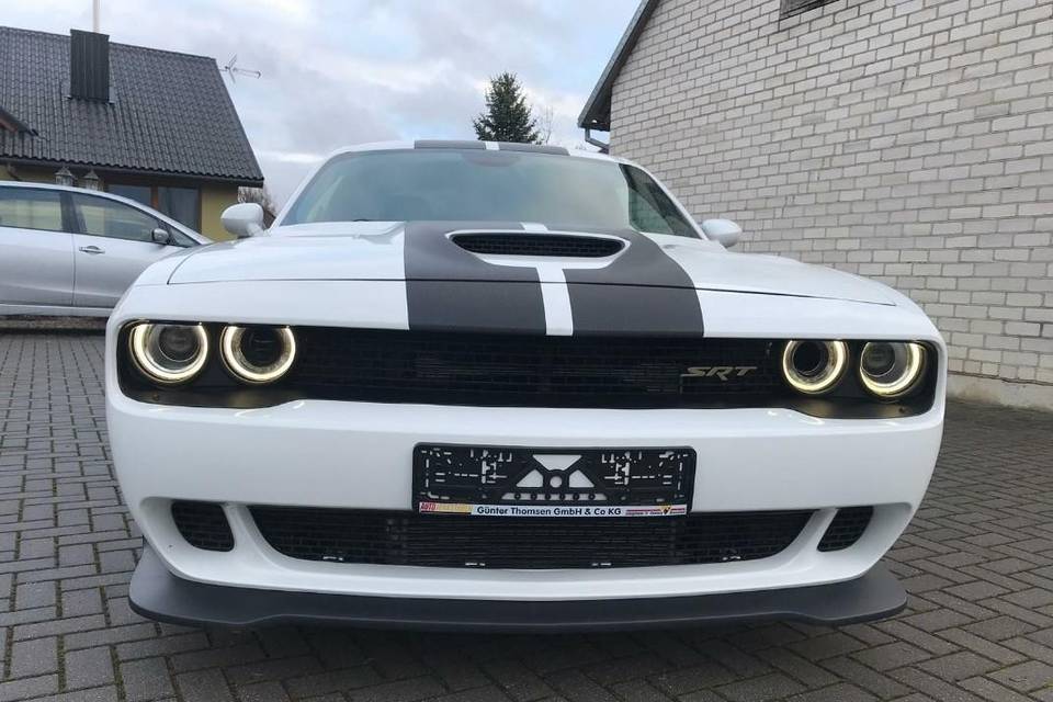 Challenger srt