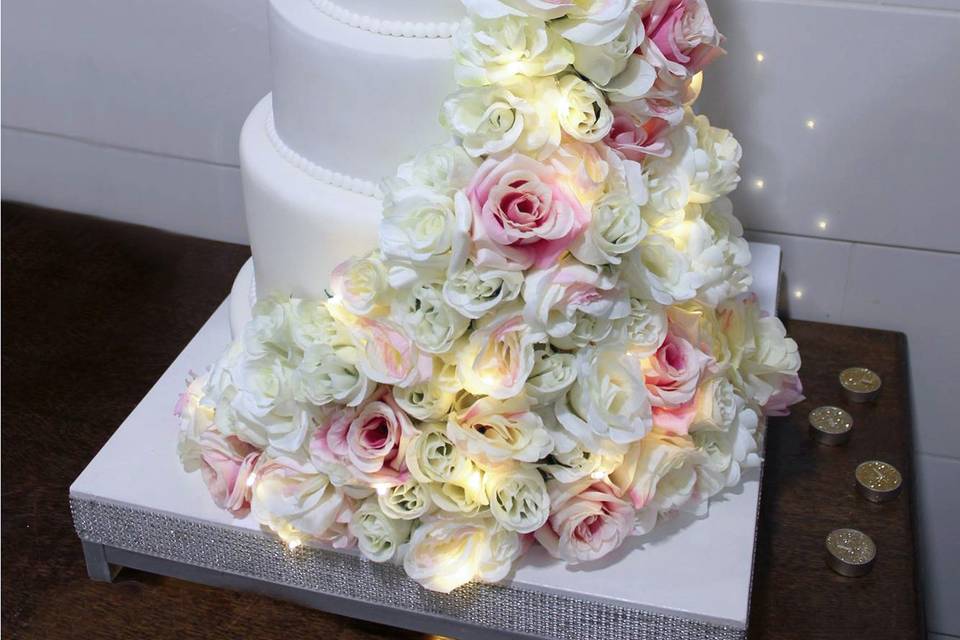 Gâteau Cascade de fleurs