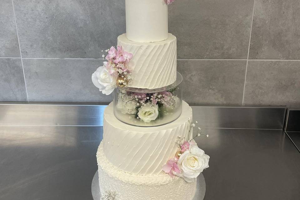 Wedding cake rose et blanc