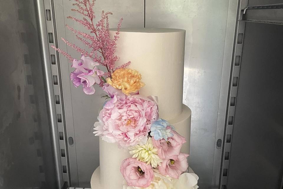 Wedding cake floral