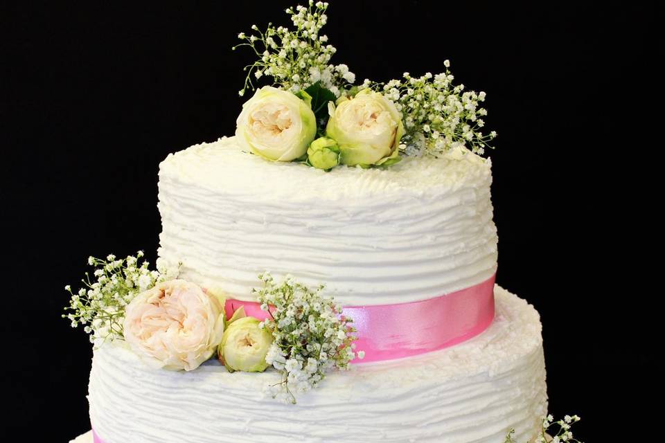 Coated wedding cake