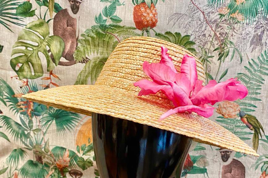 Chapeau paille cloche orchidée