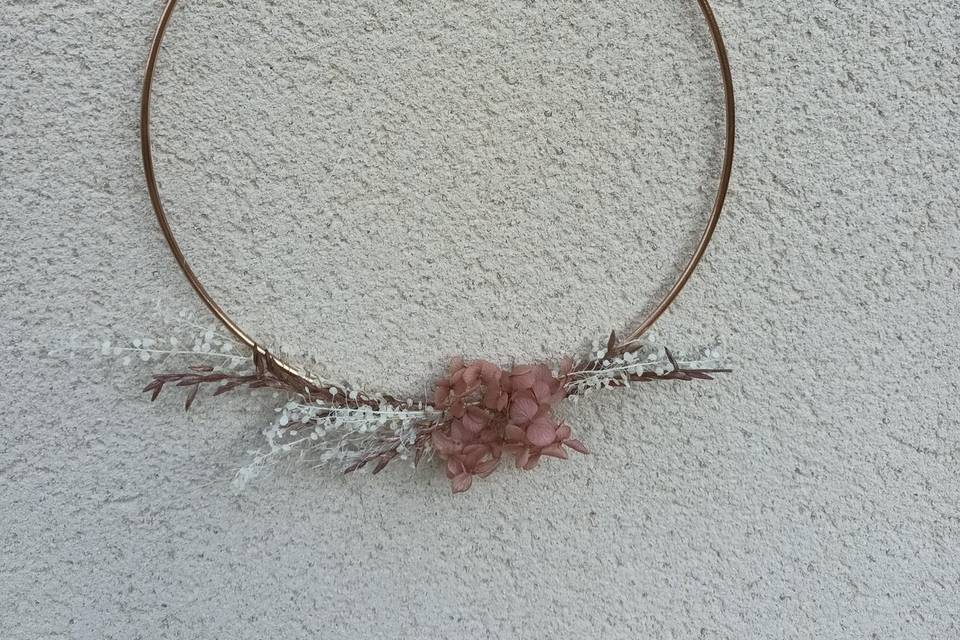 Cercle en fleurs séchées