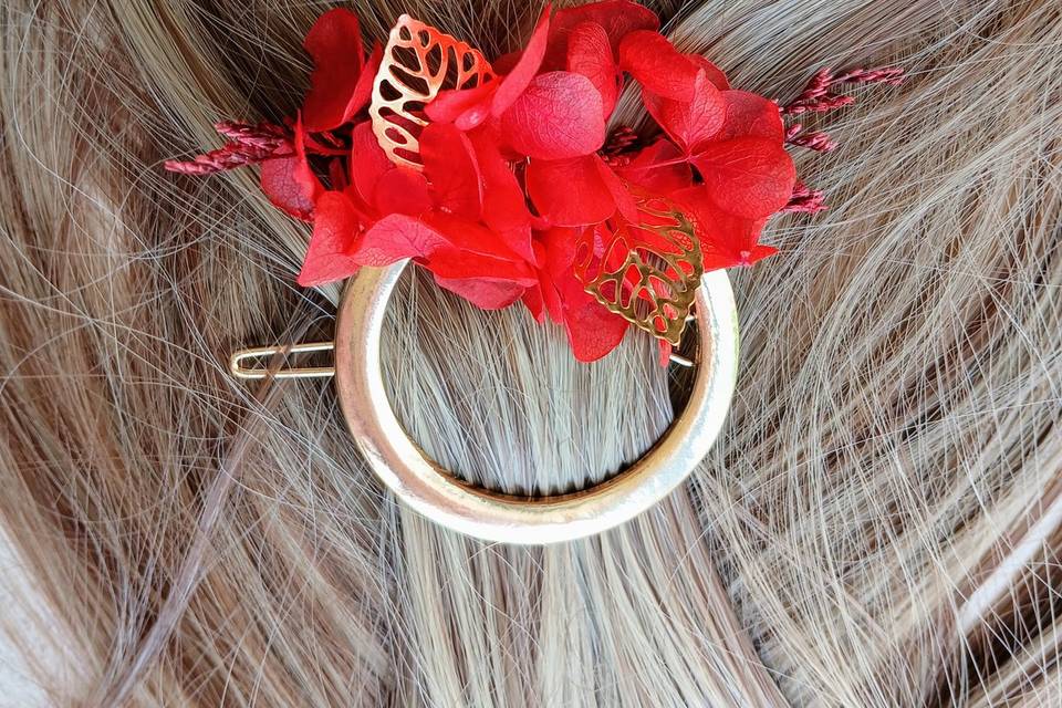 Barrette en fleurs séchées