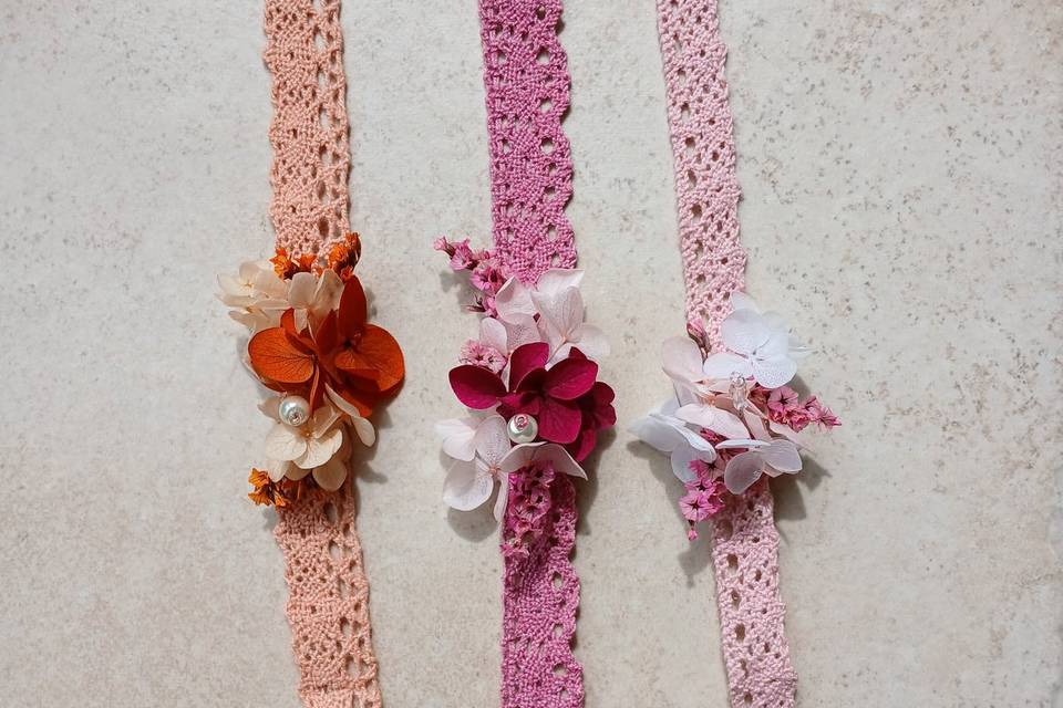 Bracelets en fleurs séchées