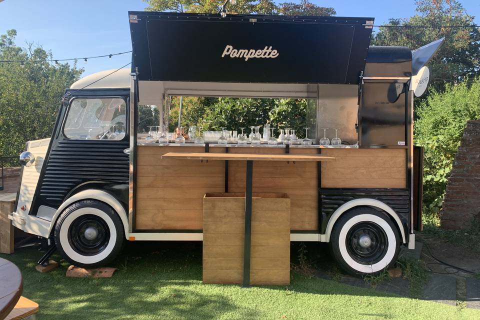 Camionnette bar