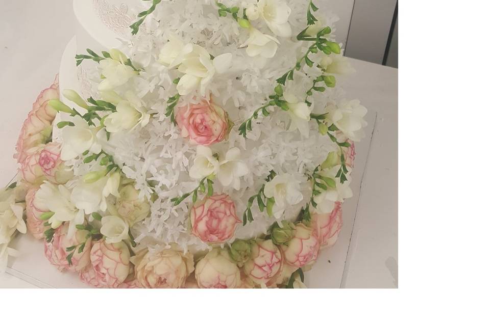 Wedding cake jasmin