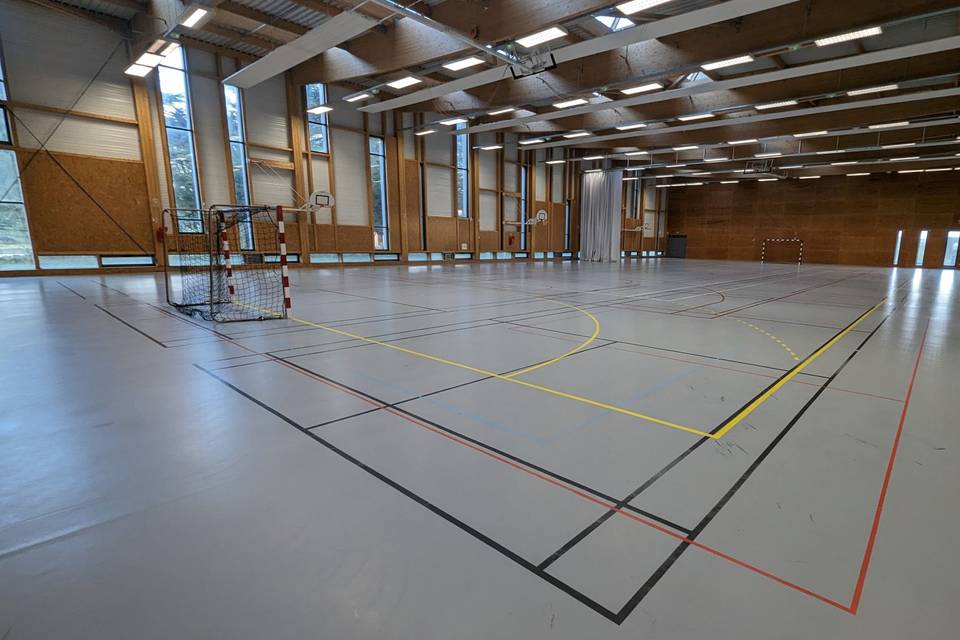 Gymnase du Men Glas -Intérieur